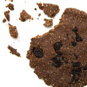 Roher Superfood Cookie - Sauerkirsche & Kakao (Box mit 10 Stück)